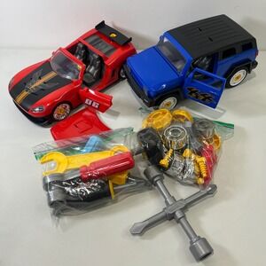 Hot Wheels Machine‎ Maker Take Apart Vehicle Set Red Sports Car Blue 4x4